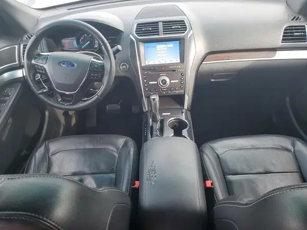 1FM5K8F84HGA75679 2017 FORD EXPLORER - Image 8