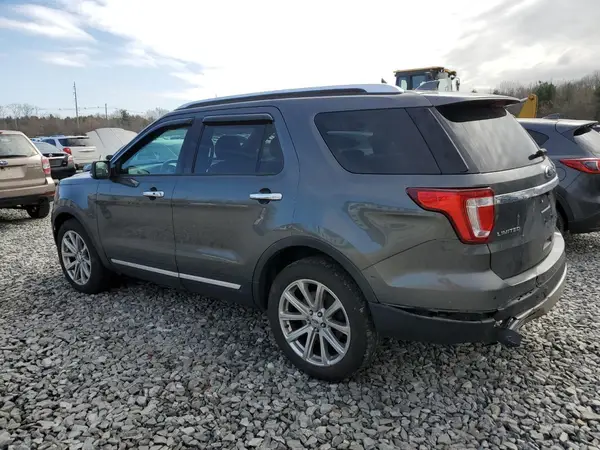 1FM5K8F84HGC93802 2017 FORD EXPLORER - Image 2