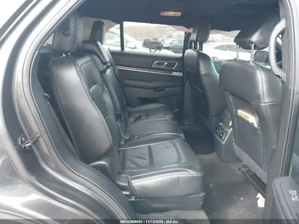1FM5K8F84JGA15293 2018 FORD EXPLORER - Image 8
