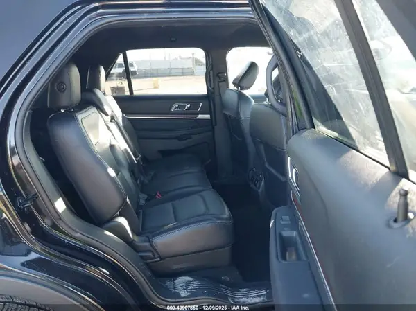 1FM5K8F84KGB12382 2019 FORD EXPLORER - Image 8