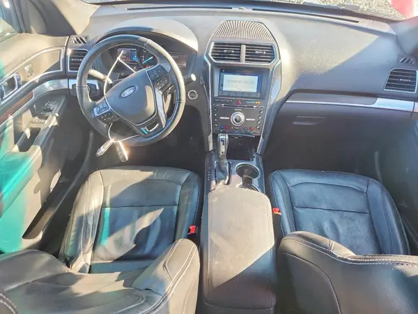 1FM5K8F85HGA05091 2017 FORD EXPLORER - Image 8