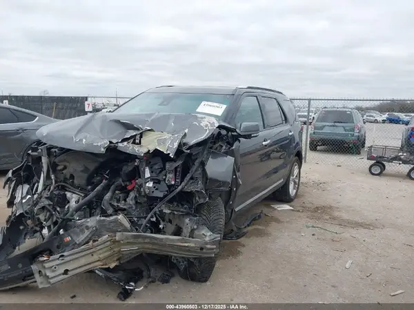 1FM5K8F85HGB21455 2017 FORD EXPLORER - Image 2