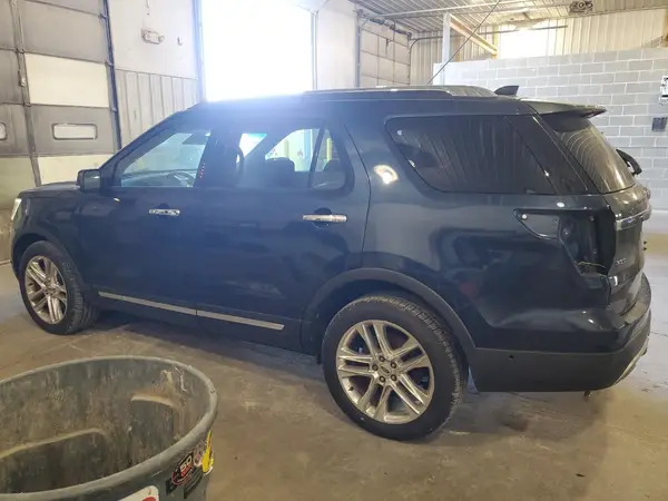 1FM5K8F85HGB61860 2017 FORD EXPLORER - Image 2