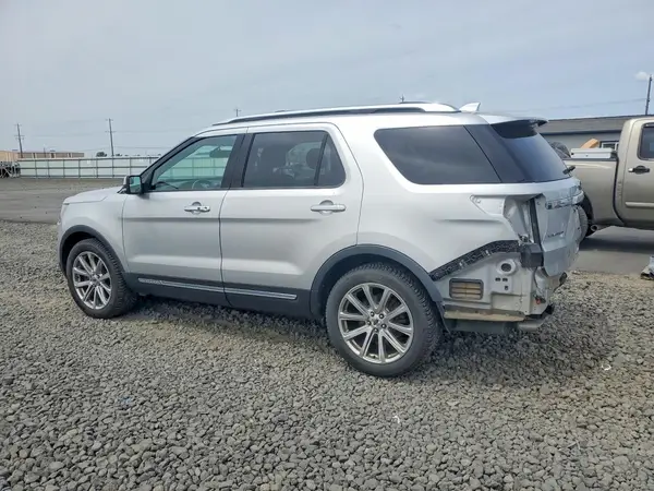 1FM5K8F85HGC22947 2017 FORD EXPLORER - Image 2
