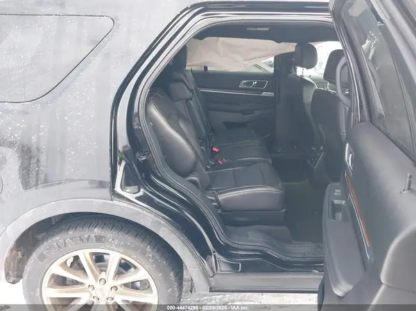 1FM5K8F85HGC38517 2017 FORD EXPLORER - Image 8