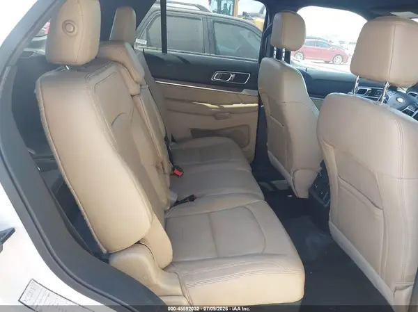 1FM5K8F85HGC39151 2017 FORD EXPLORER - Image 8