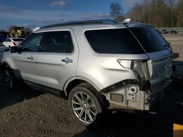 1FM5K8F85HGC92447 2017 FORD EXPLORER - Image 2