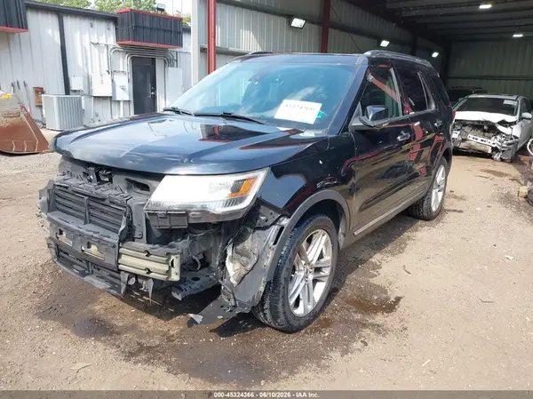1FM5K8F85HGE06818 2017 FORD EXPLORER - Image 2
