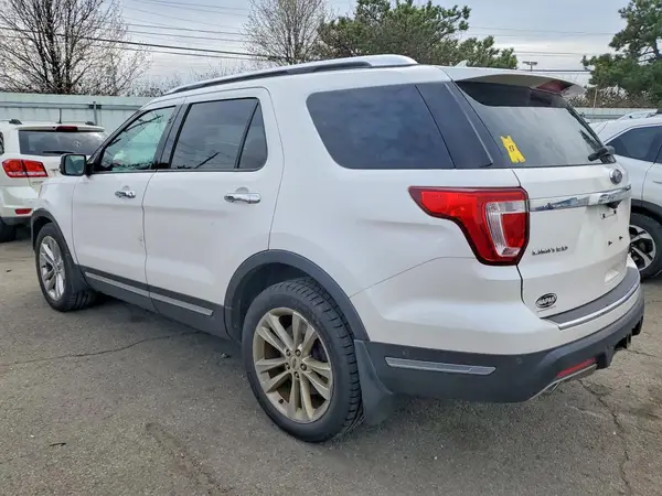 1FM5K8F85JGA10331 2018 FORD EXPLORER - Image 2