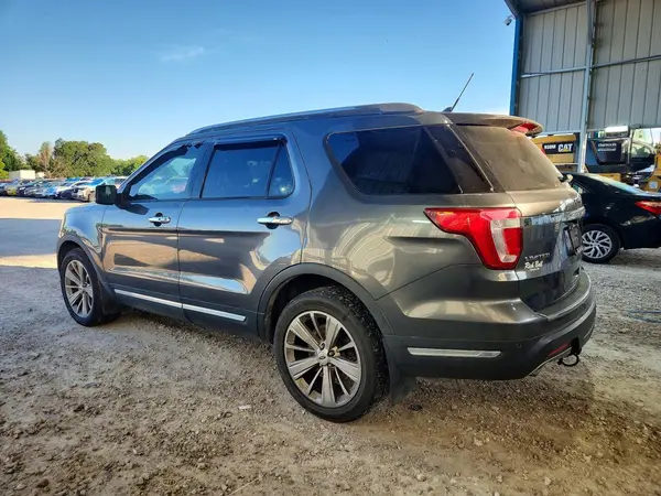 1FM5K8F85JGA26335 2018 FORD EXPLORER - Image 2