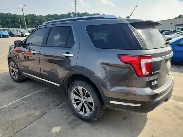 1FM5K8F85JGB67440 2018 FORD EXPLORER - Image 2