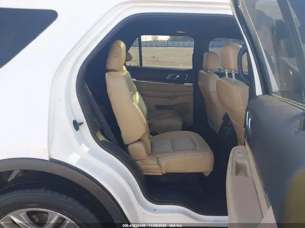 1FM5K8F86HGB50186 2017 FORD EXPLORER - Image 8