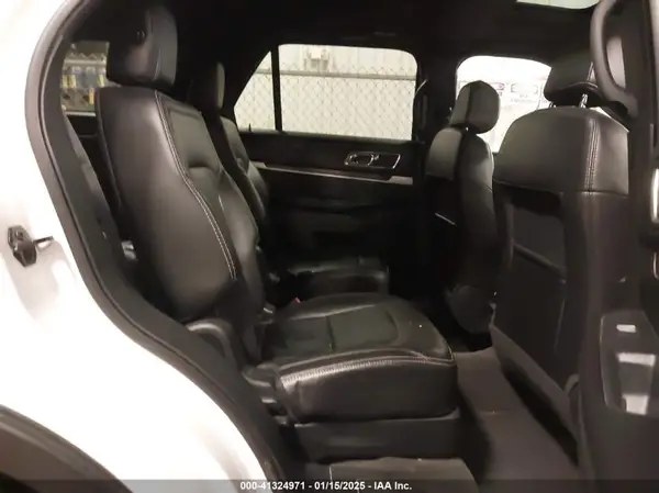 1FM5K8F86HGC61594 2017 FORD EXPLORER - Image 8