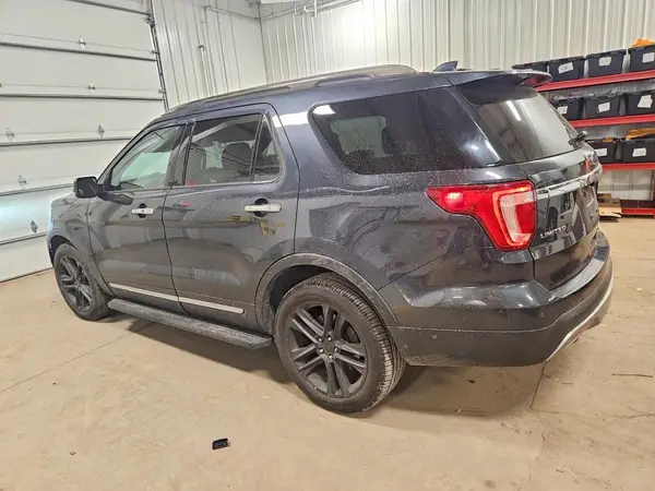 1FM5K8F86HGC63958 2017 FORD EXPLORER - Image 2