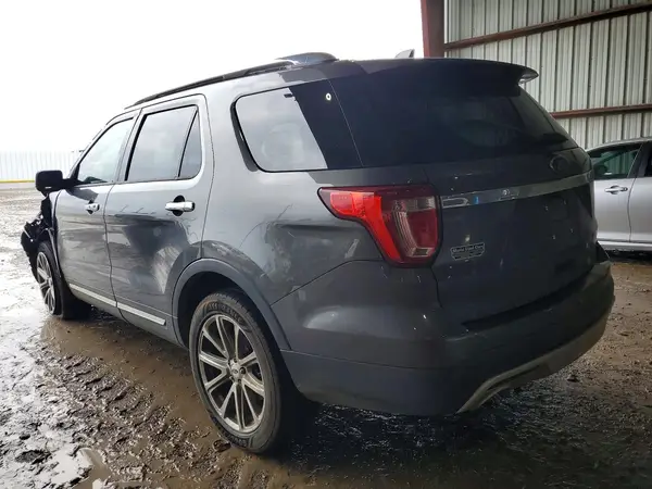 1FM5K8F86HGC68111 2017 FORD EXPLORER - Image 2