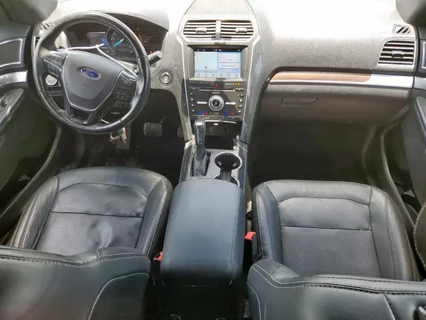 1FM5K8F86HGC68125 2017 FORD EXPLORER - Image 8