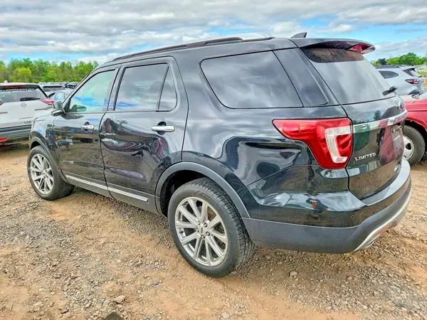 1FM5K8F86HGC92151 2017 FORD EXPLORER - Image 2