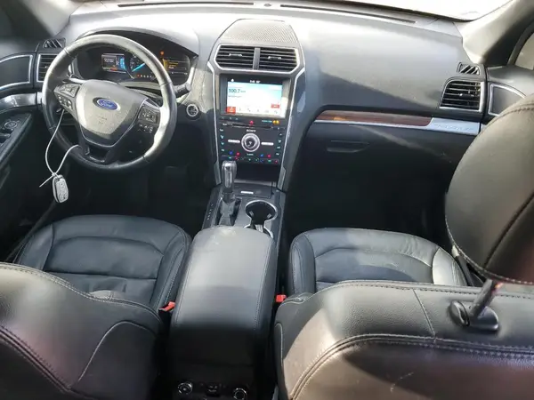 1FM5K8F86HGD88555 2017 FORD EXPLORER - Image 8