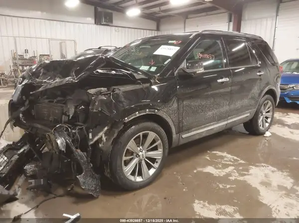 1FM5K8F86JGA15442 2018 FORD EXPLORER - Image 2