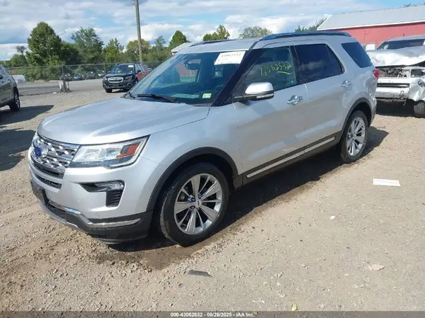 1FM5K8F86JGA26196 2018 FORD EXPLORER - Image 2