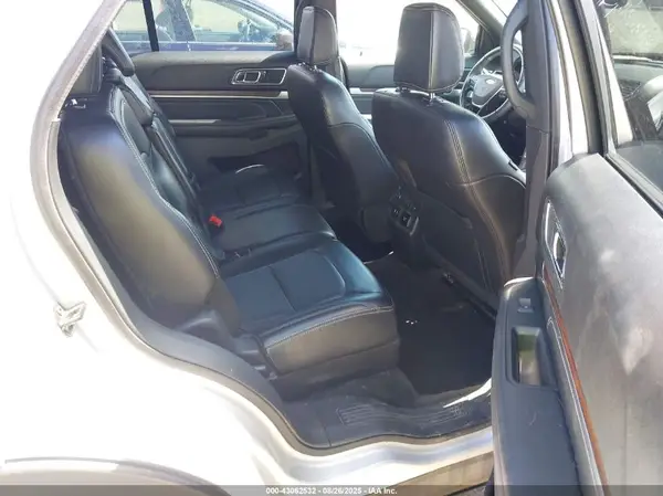 1FM5K8F86JGA26196 2018 FORD EXPLORER - Image 8