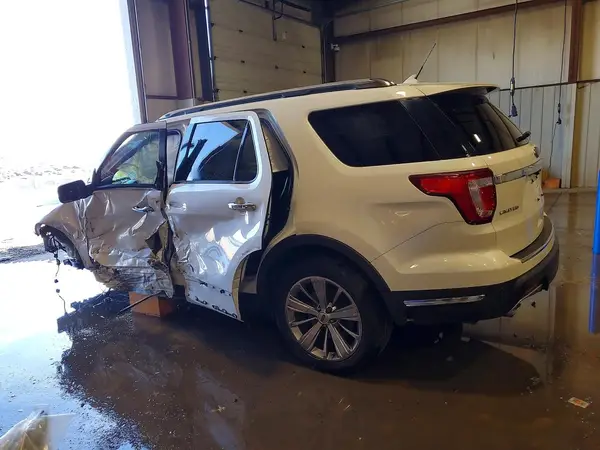 1FM5K8F86JGB15010 2018 FORD EXPLORER - Image 2