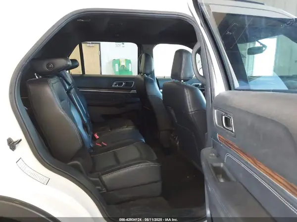1FM5K8F86KGB26588 2019 FORD EXPLORER - Image 8