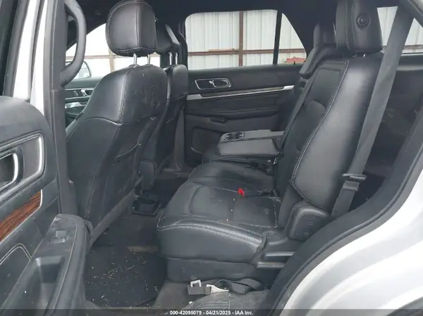1FM5K8F87GGA20142 2016 FORD EXPLORER - Image 8