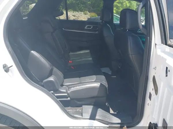 1FM5K8F87GGD08260 2016 FORD EXPLORER - Image 8
