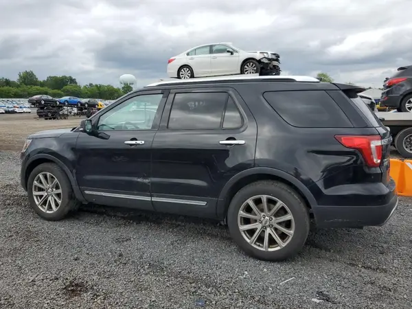 1FM5K8F87HGA35502 2017 FORD EXPLORER - Image 2
