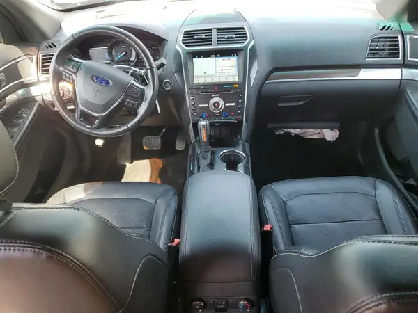1FM5K8F87HGA49318 2017 FORD EXPLORER - Image 8