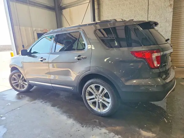 1FM5K8F87HGB53078 2017 FORD EXPLORER - Image 2