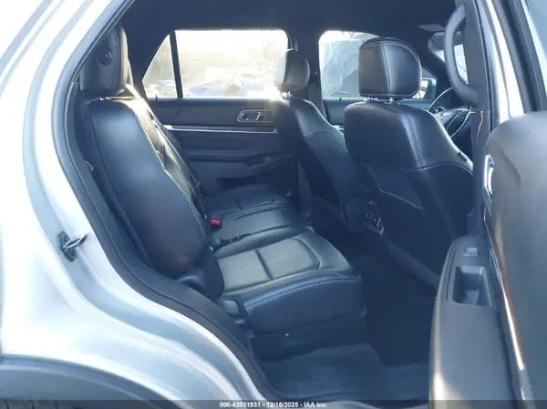1FM5K8F87HGB80331 2017 FORD EXPLORER - Image 8