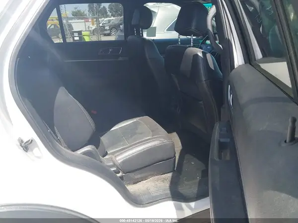 1FM5K8F87HGC38700 2017 FORD EXPLORER - Image 8