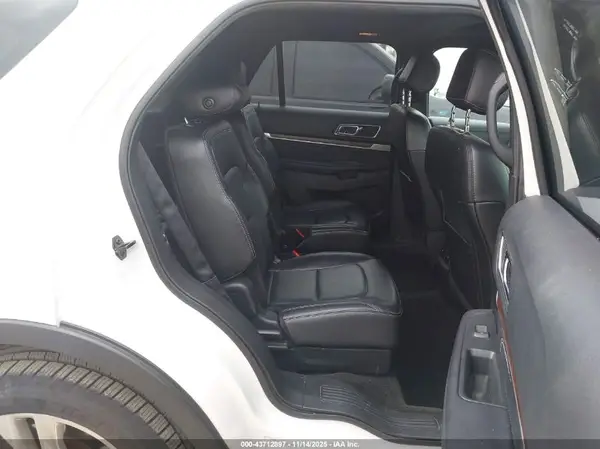 1FM5K8F87HGC83281 2017 FORD EXPLORER - Image 8