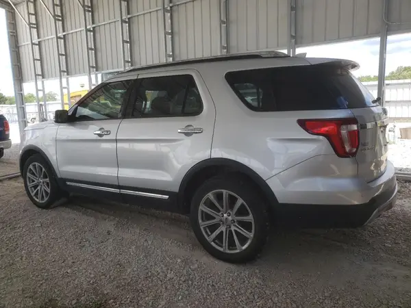 1FM5K8F87HGC92109 2017 FORD EXPLORER - Image 2