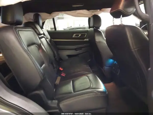 1FM5K8F87HGC93227 2017 FORD EXPLORER - Image 8
