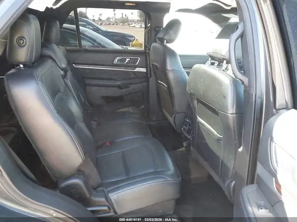 1FM5K8F87JGA15563 2018 FORD EXPLORER - Image 8