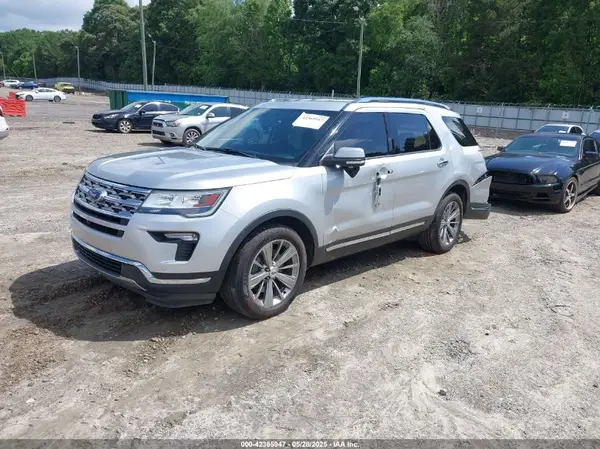 1FM5K8F87JGA26207 2018 FORD EXPLORER - Image 2