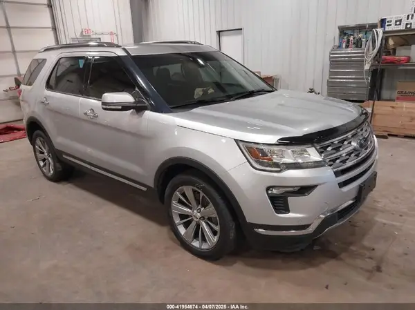 1FM5K8F87JGB45164 2018 FORD EXPLORER - Image 1