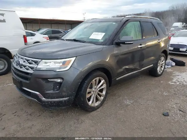 1FM5K8F87JGC56877 2018 FORD EXPLORER - Image 2