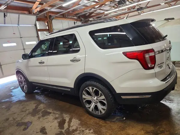 1FM5K8F87KGB04227 2019 FORD EXPLORER - Image 2
