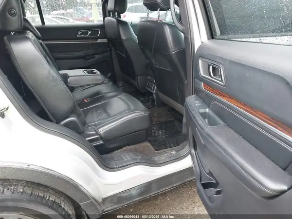 1FM5K8F88GGA18755 2016 FORD EXPLORER - Image 8