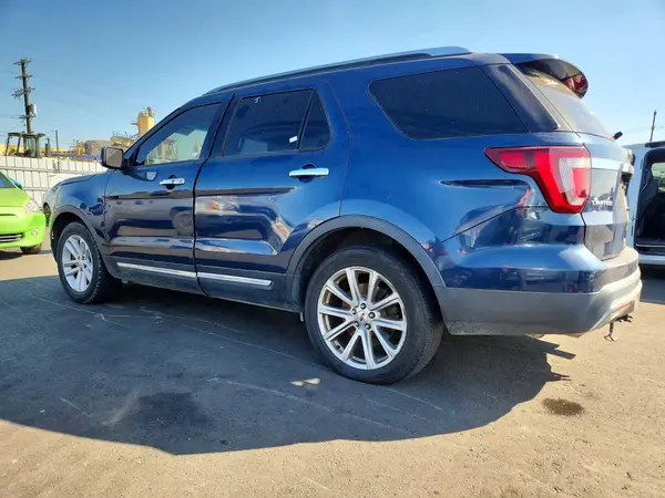 1FM5K8F88GGA57300 2016 FORD EXPLORER - Image 2