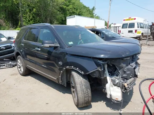 1FM5K8F88GGB27913 2016 FORD EXPLORER - Image 1