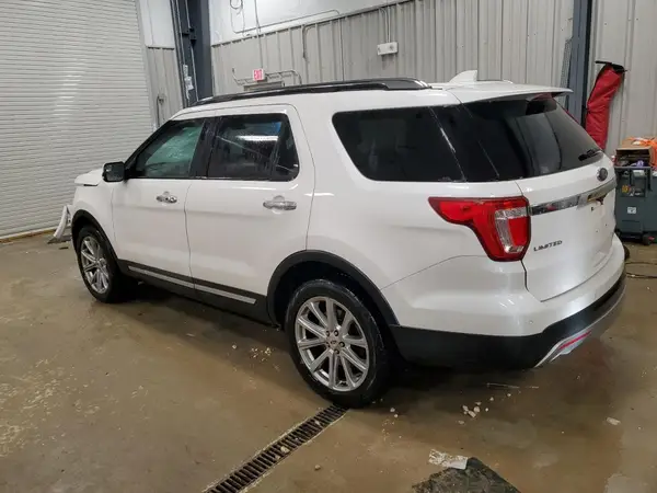 1FM5K8F88HGC22585 2017 FORD EXPLORER - Image 2