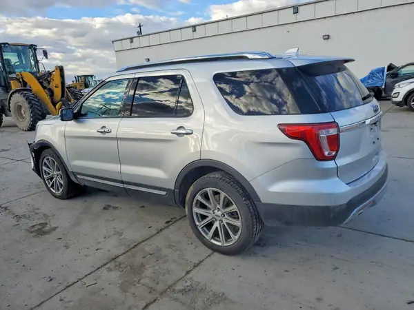 1FM5K8F88HGC34185 2017 FORD EXPLORER - Image 2