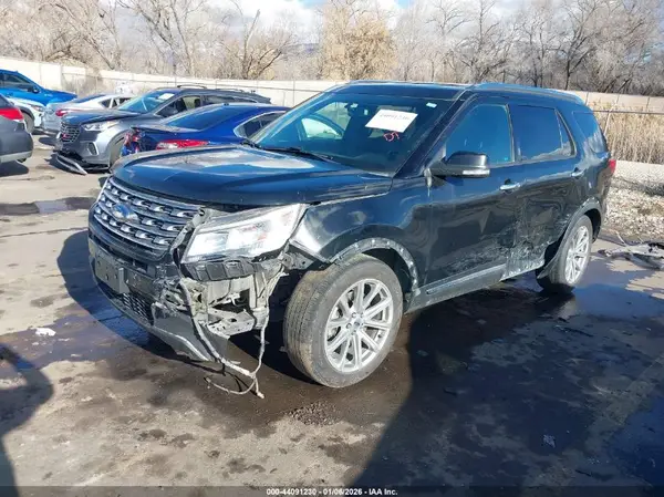 1FM5K8F88HGC35739 2017 FORD EXPLORER - Image 2