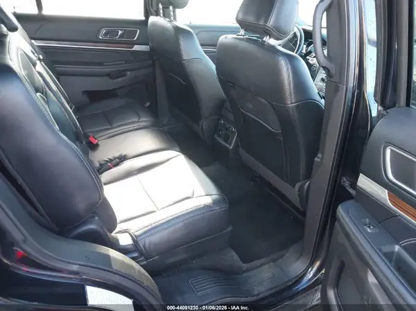 1FM5K8F88HGC35739 2017 FORD EXPLORER - Image 8