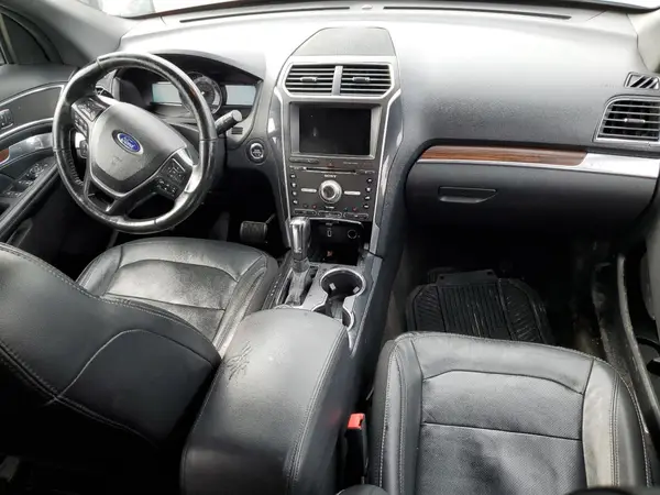 1FM5K8F88HGC70135 2017 FORD EXPLORER - Image 8